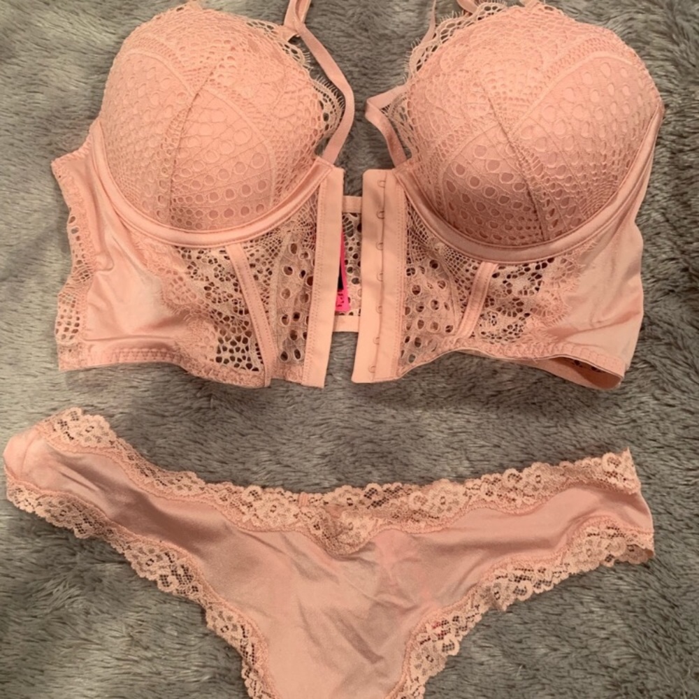 🌸Cherry Blossom Pink Bra & Panty Set 🌸